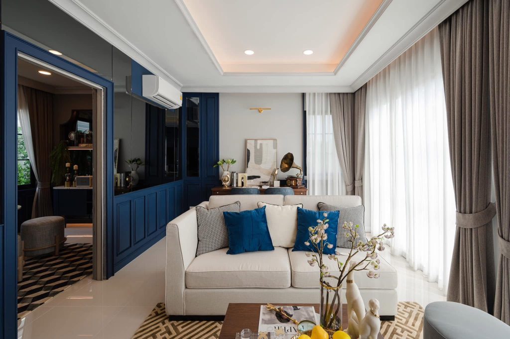 บริษัทรับออกแบบตกแต่งภายในแบบครบวงจรในชลบุรี และทั่วประเทศไทย
A full-service interior design company serving Chonburi and throughout Thailand.
チョンブリおよびタイ全土にサービスを提供するフルサービスのインテリア デザイン会社です。