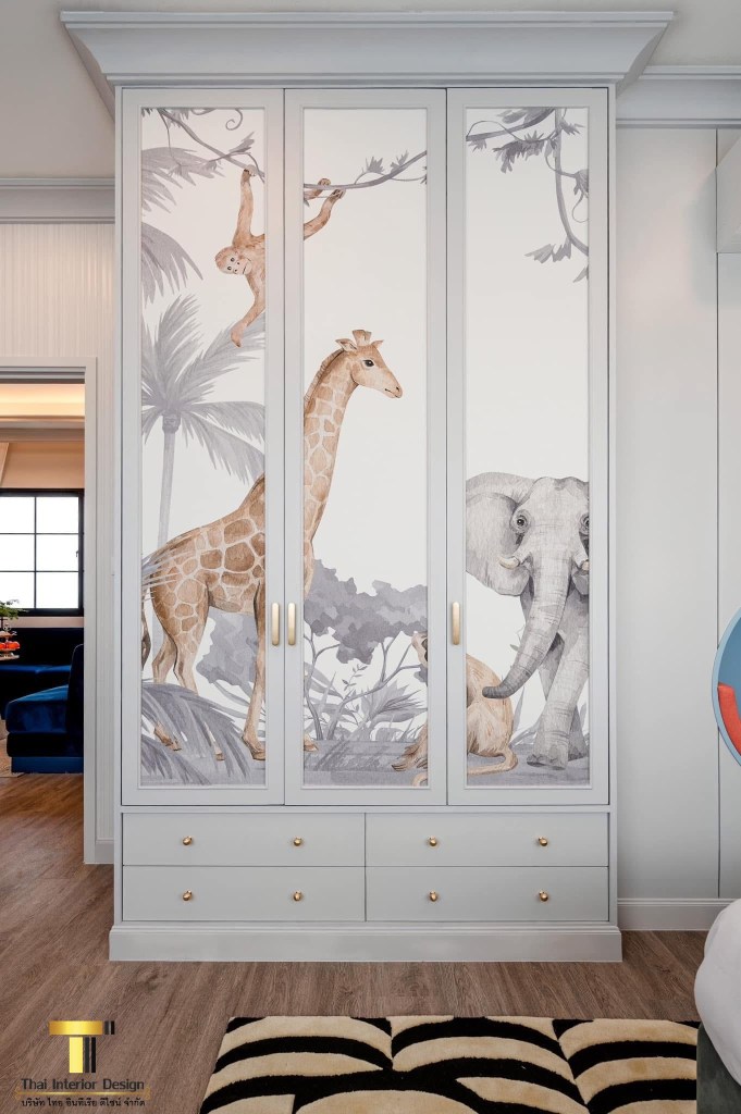 บริษัทรับออกแบบตกแต่งภายในแบบครบวงจรในชลบุรี และทั่วประเทศไทย
A full-service interior design company serving Chonburi and throughout Thailand.
チョンブリおよびタイ全土にサービスを提供するフルサービスのインテリア デザイン会社です。