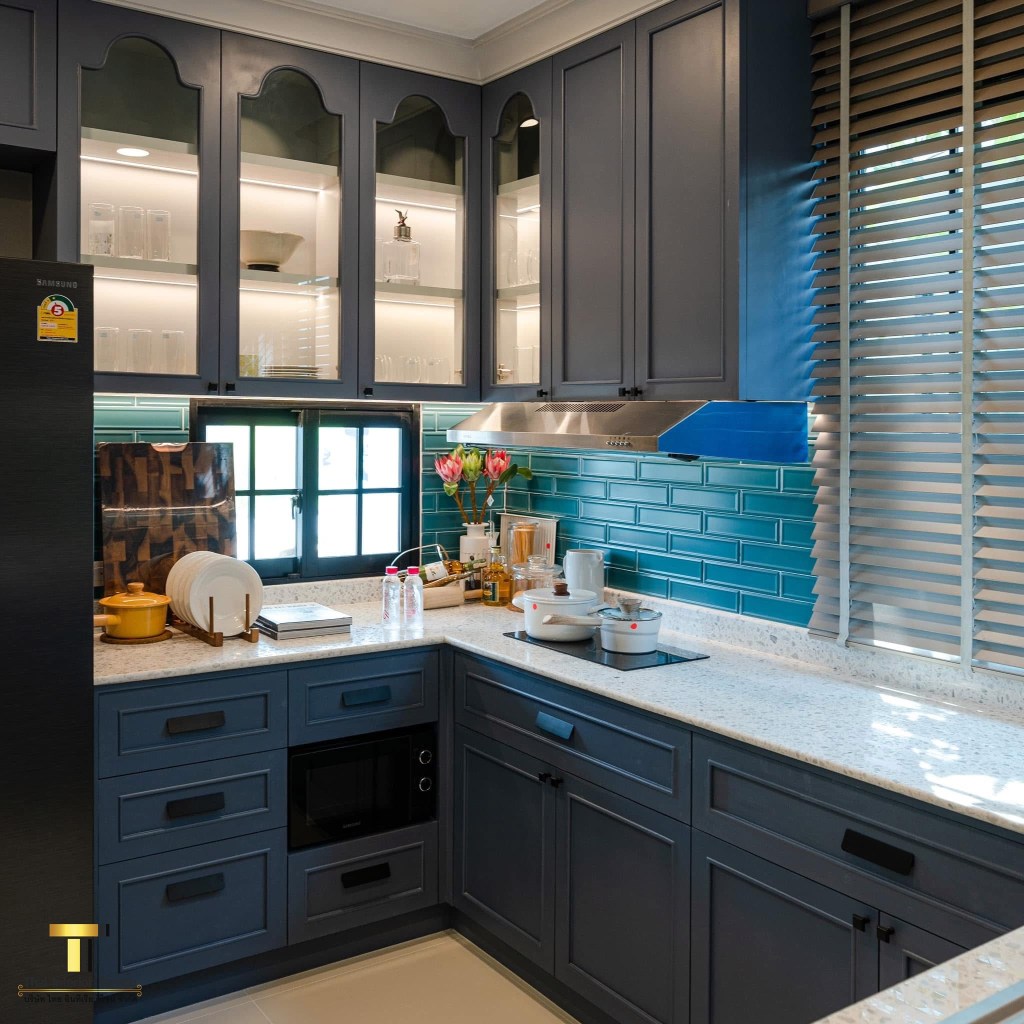 บริษัทรับออกแบบตกแต่งภายในแบบครบวงจรในชลบุรี และทั่วประเทศไทย
A full-service interior design company serving Chonburi and throughout Thailand.
チョンブリおよびタイ全土にサービスを提供するフルサービスのインテリア デザイン会社です。